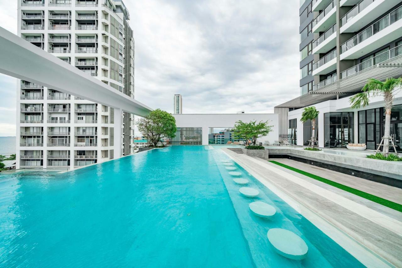 Pattaya Aeras Condotel Haat Jomtien Eksteriør bilde
