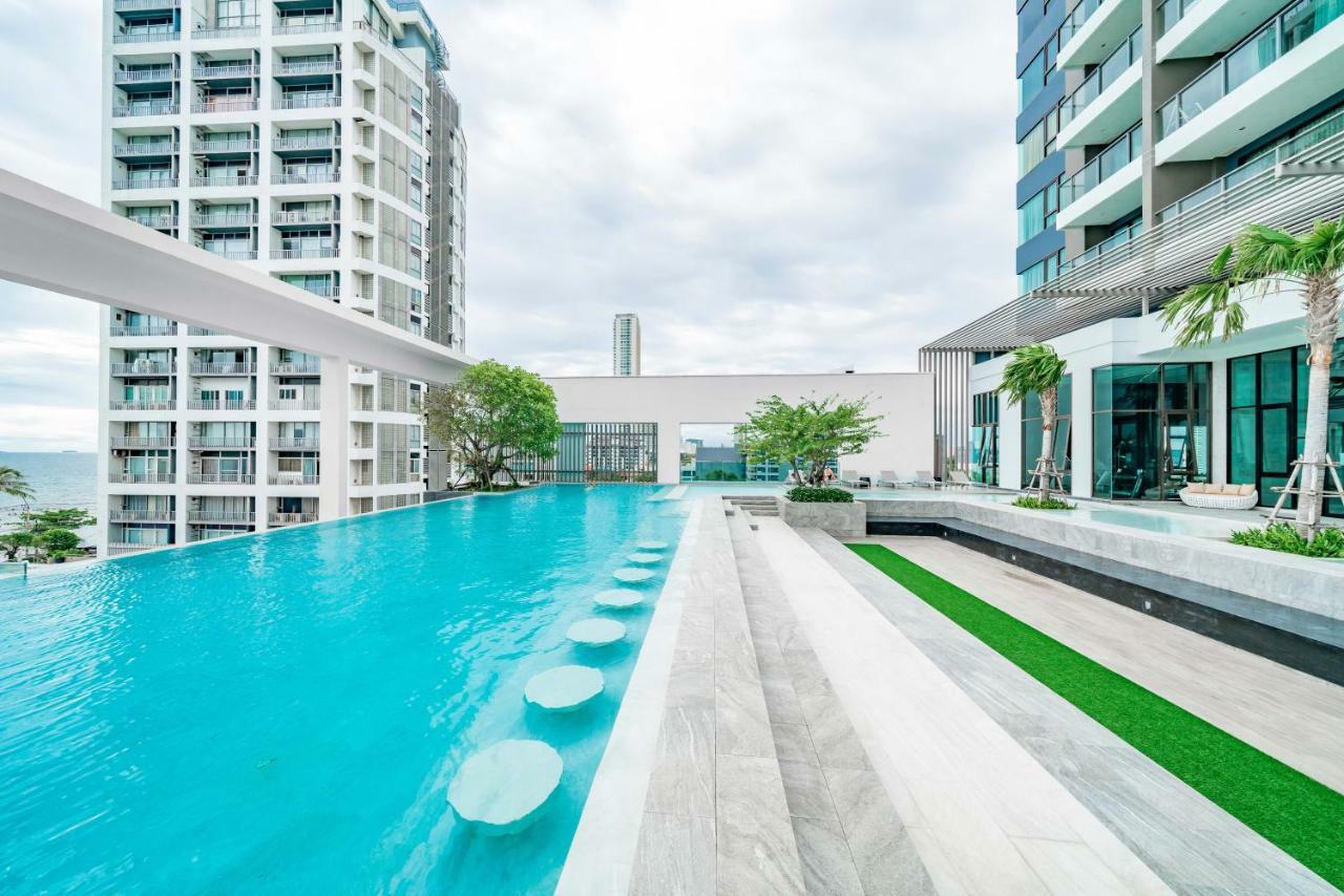 Pattaya Aeras Condotel Haat Jomtien Eksteriør bilde
