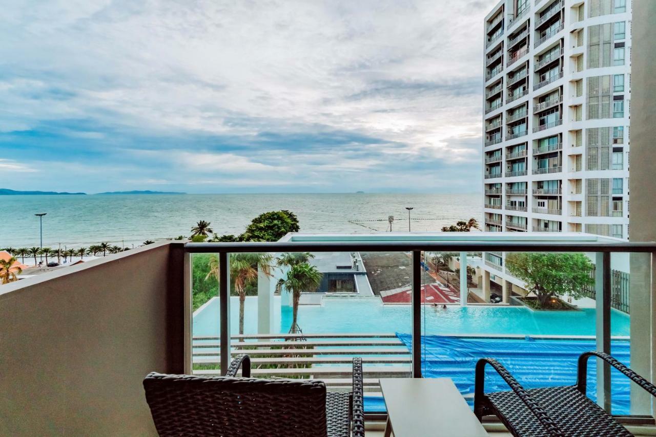 Pattaya Aeras Condotel Haat Jomtien Eksteriør bilde